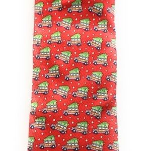 Brand New Vineyard Vines Christmas Tie
